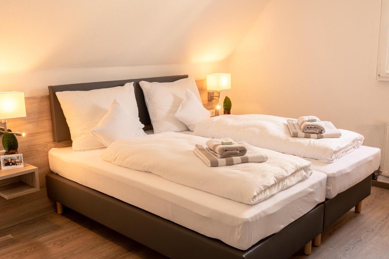 Heimatherz Hotel Garni Гердеке Номер фото